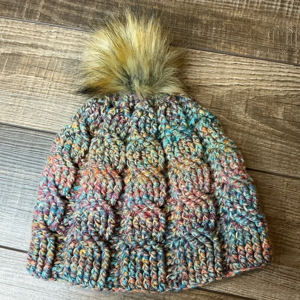 Cable Knit Crochet Beanie Hat Handcrafted With Faux Fur Pom Handmade Red Blue
